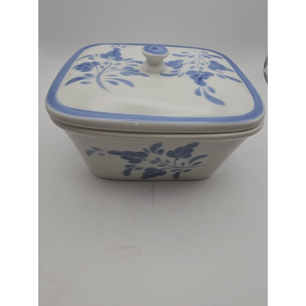 Viana Do Castelo Baking Dish Covered Casserole Portugal and Round Bsking Dish